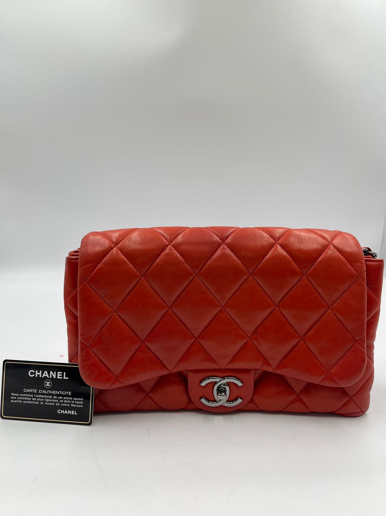 CHANEL<br>Matelasse Red 13901930