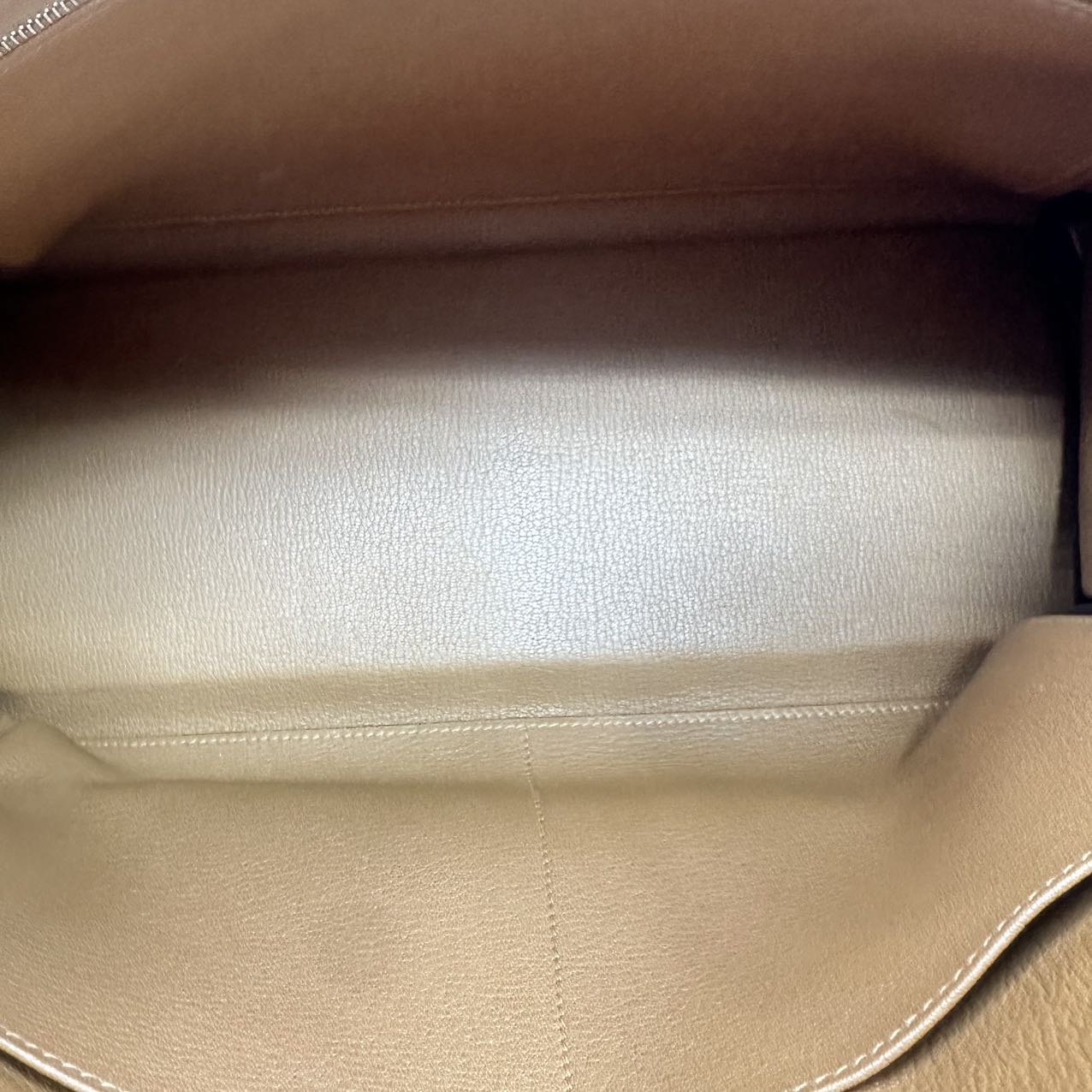 HERMES<br>Kelly 35 Bag