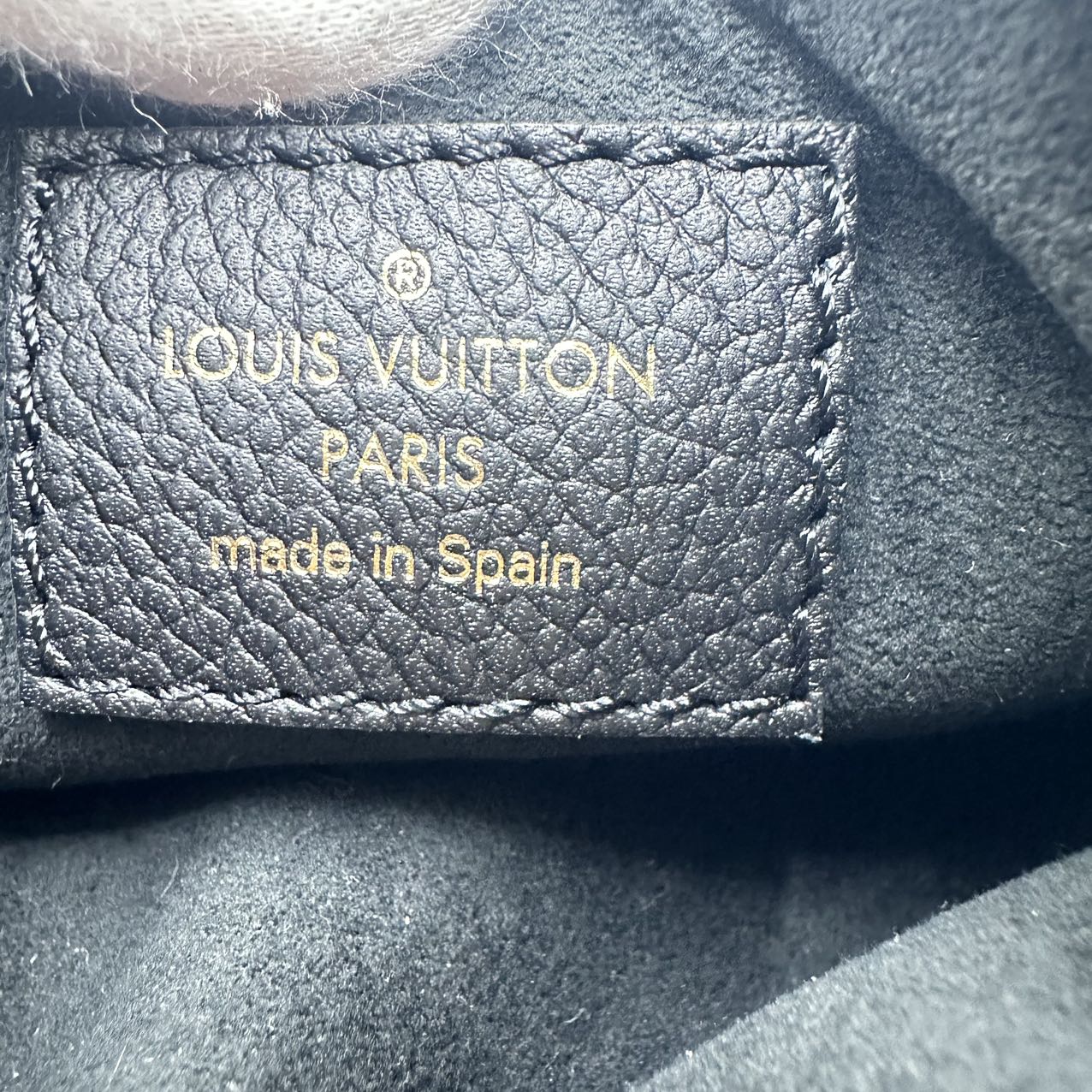 LOUIS VUITTON<br>Empreinte Hand Bag