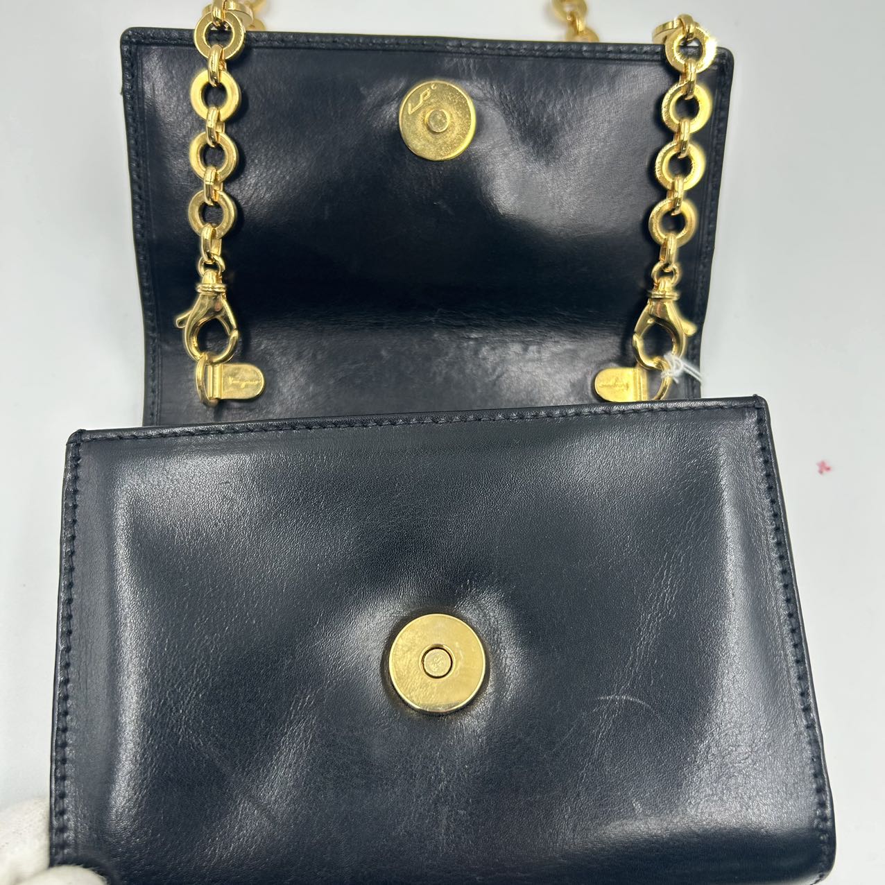 FERRAGAMO<br>Vara Chain Pochette BK