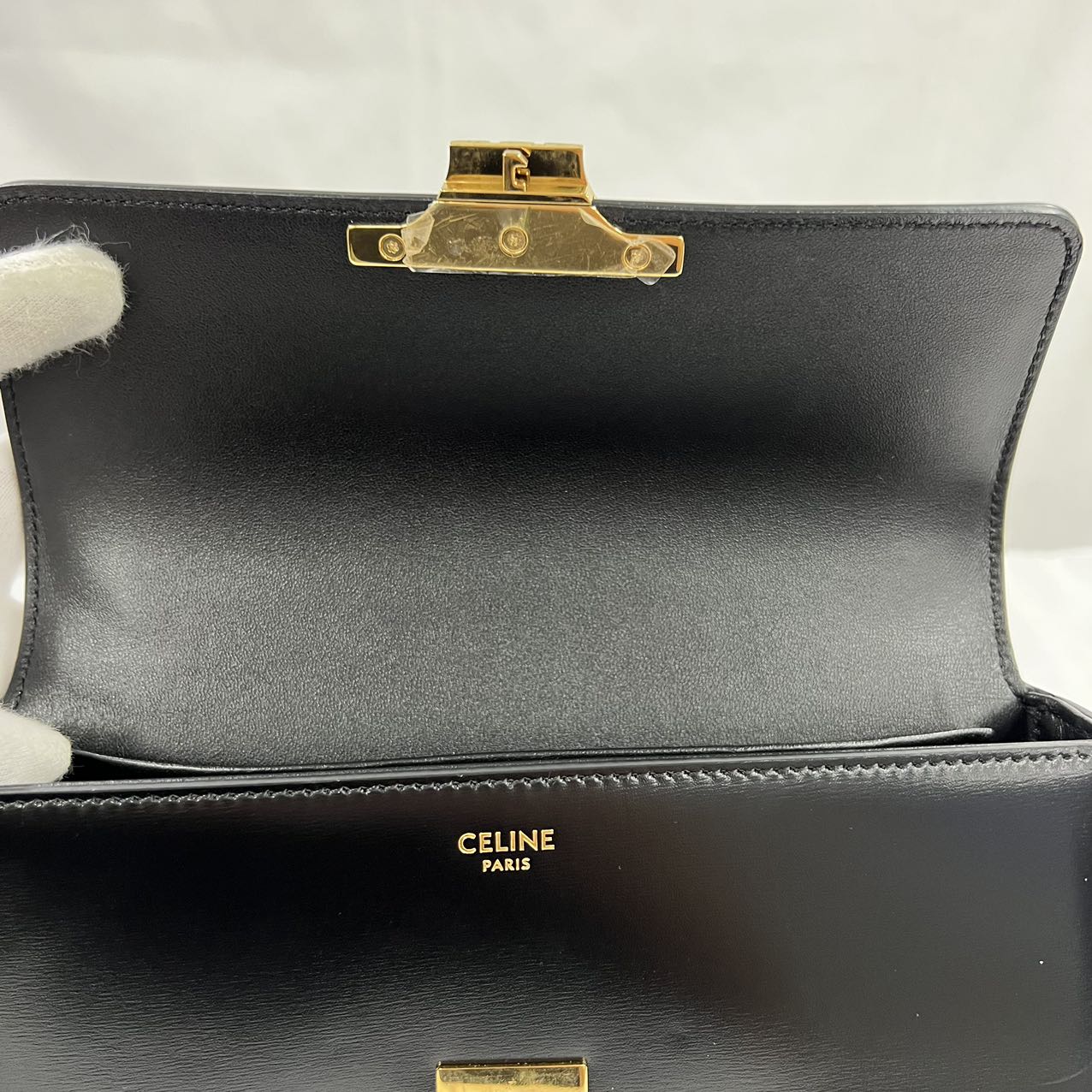 CELINE<br> Triomphe Schultertasche mit Kette