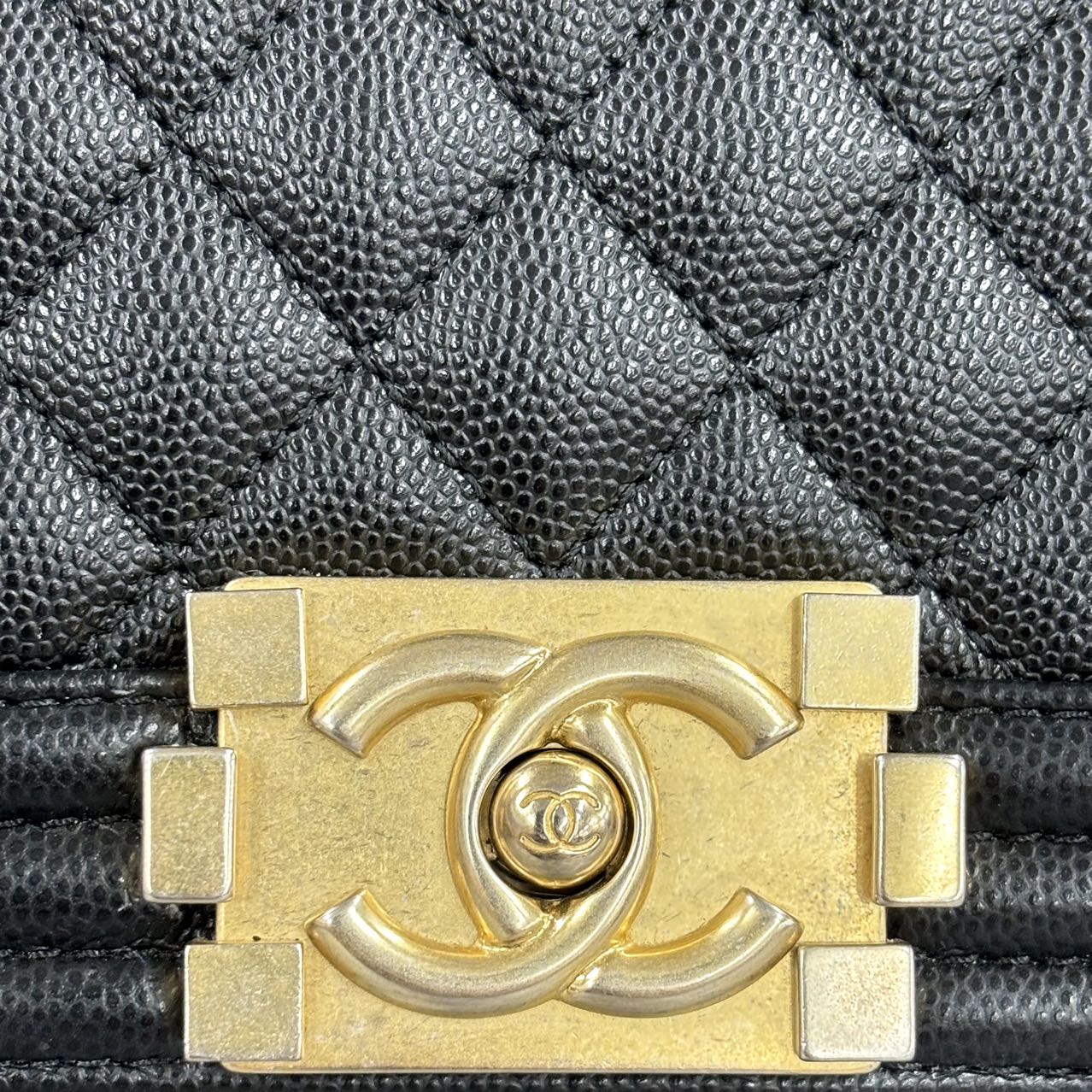 CHANEL<br> Garçon Peau De Caviar Chanel