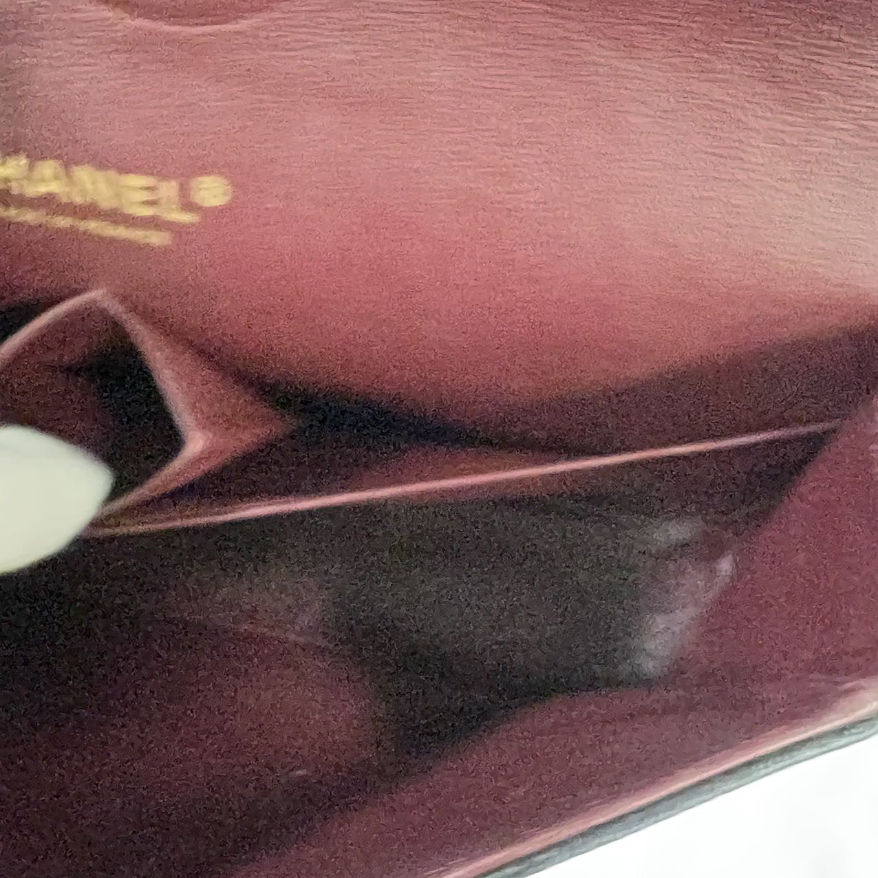 CHANEL<br> Matelassé Kaviar Schwarz