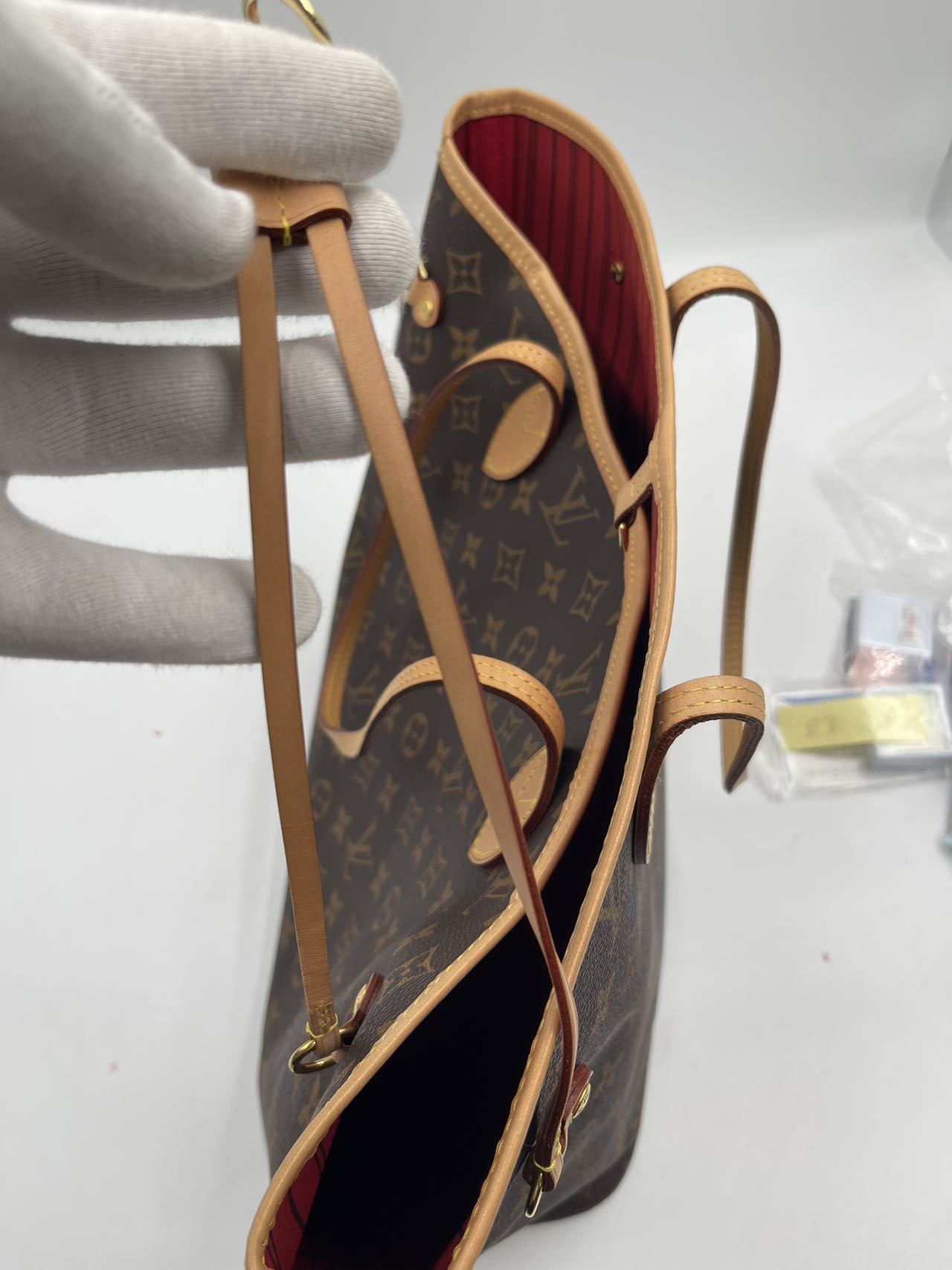 LOUIS VUITTON<br>Neverfull MM