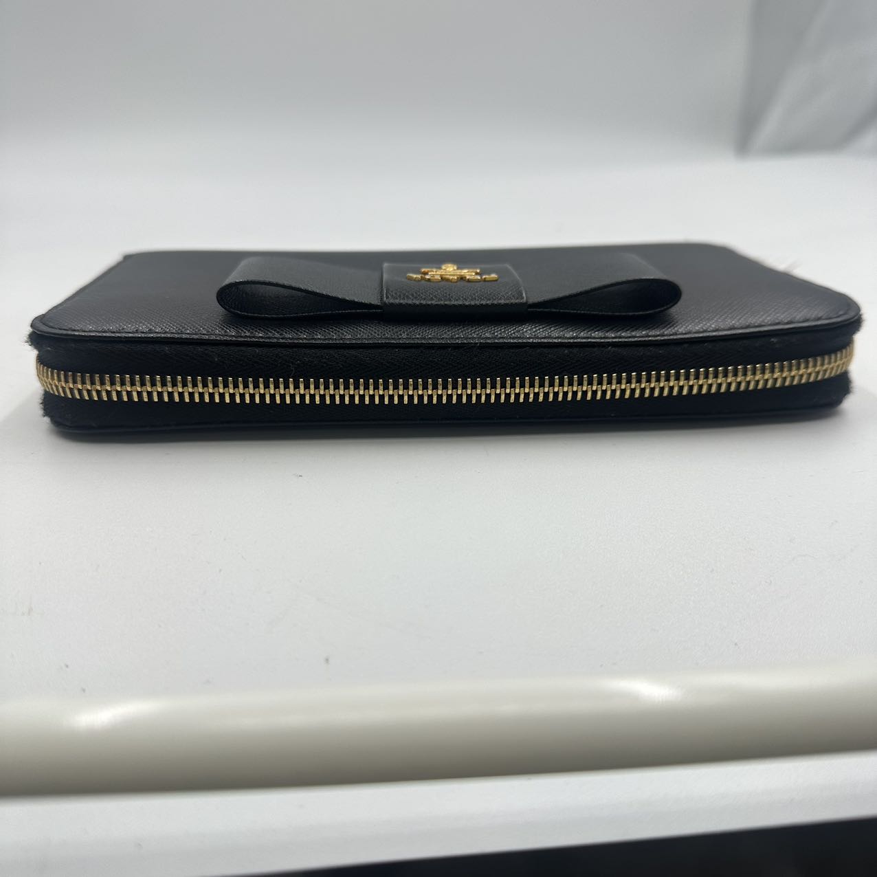 PRADA<br>Saffiano Long Wallet