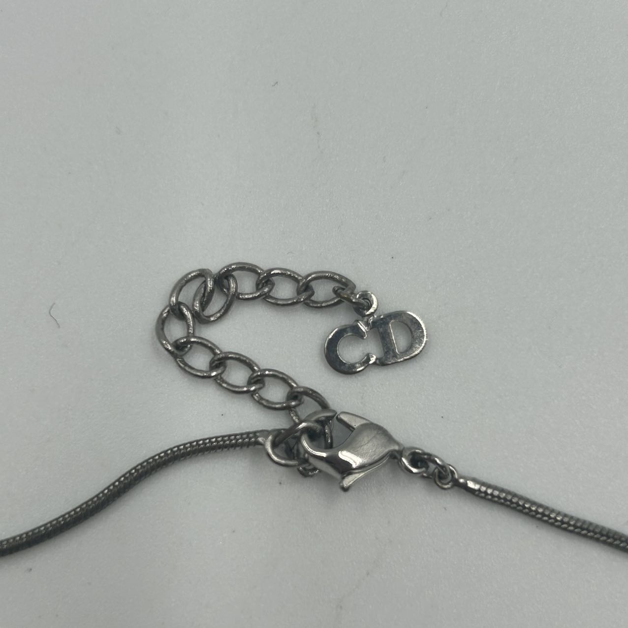 CHRISTIAN DIOR<br>Logo Heart Necklace