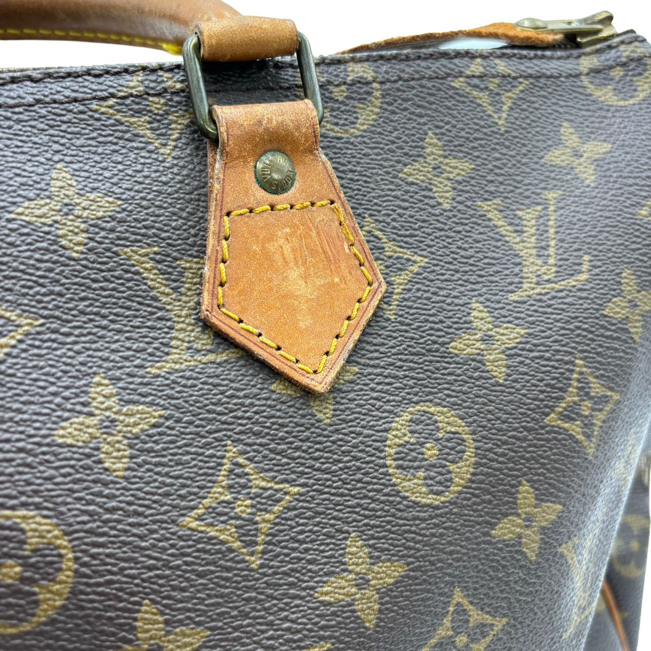 LOUIS VUITTON <br> Speedy35