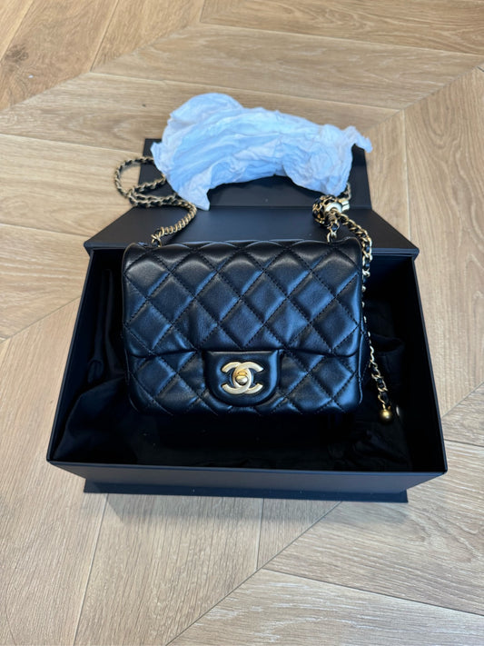 CHANEL<br>Shoulder Bag