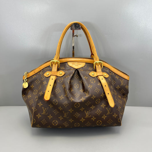 LOUIS VUITTON<br>hand bag