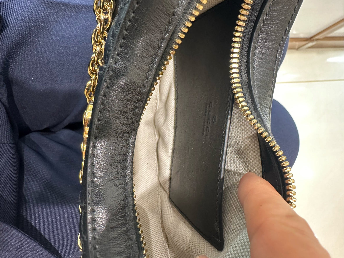 GUCCI<br>Shoulder Bag