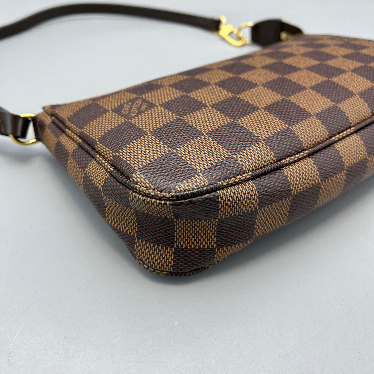 LOUIS VUITTON<br>hobo bag