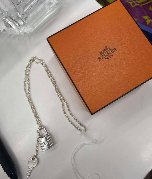 hermes necklace