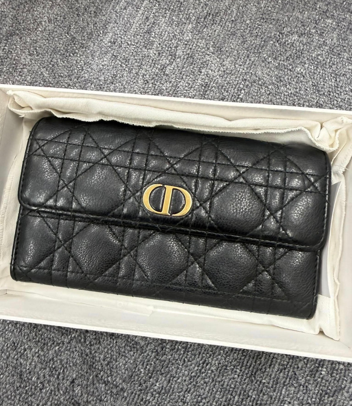 your Dior wallet