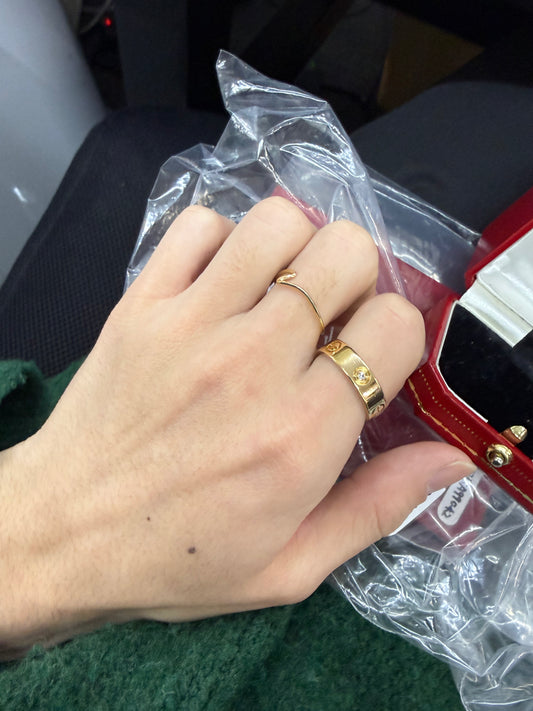 cartier Love ring 3P Diamond deposit