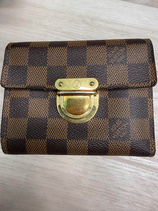 your Lv wallet