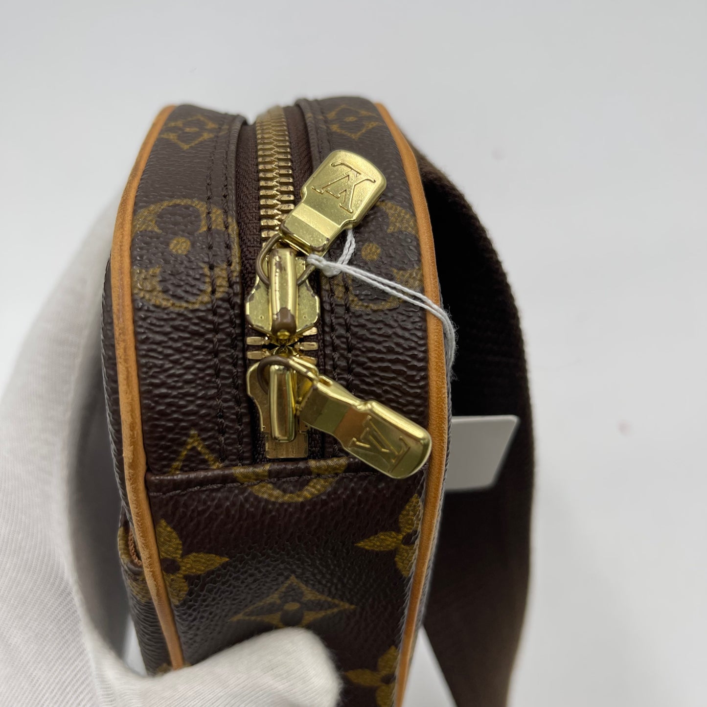 LOUIS VUITTON Waist Mono Damier