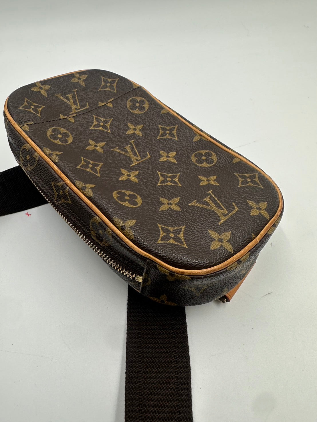 LOUIS VUITTON Waist Mono Damier