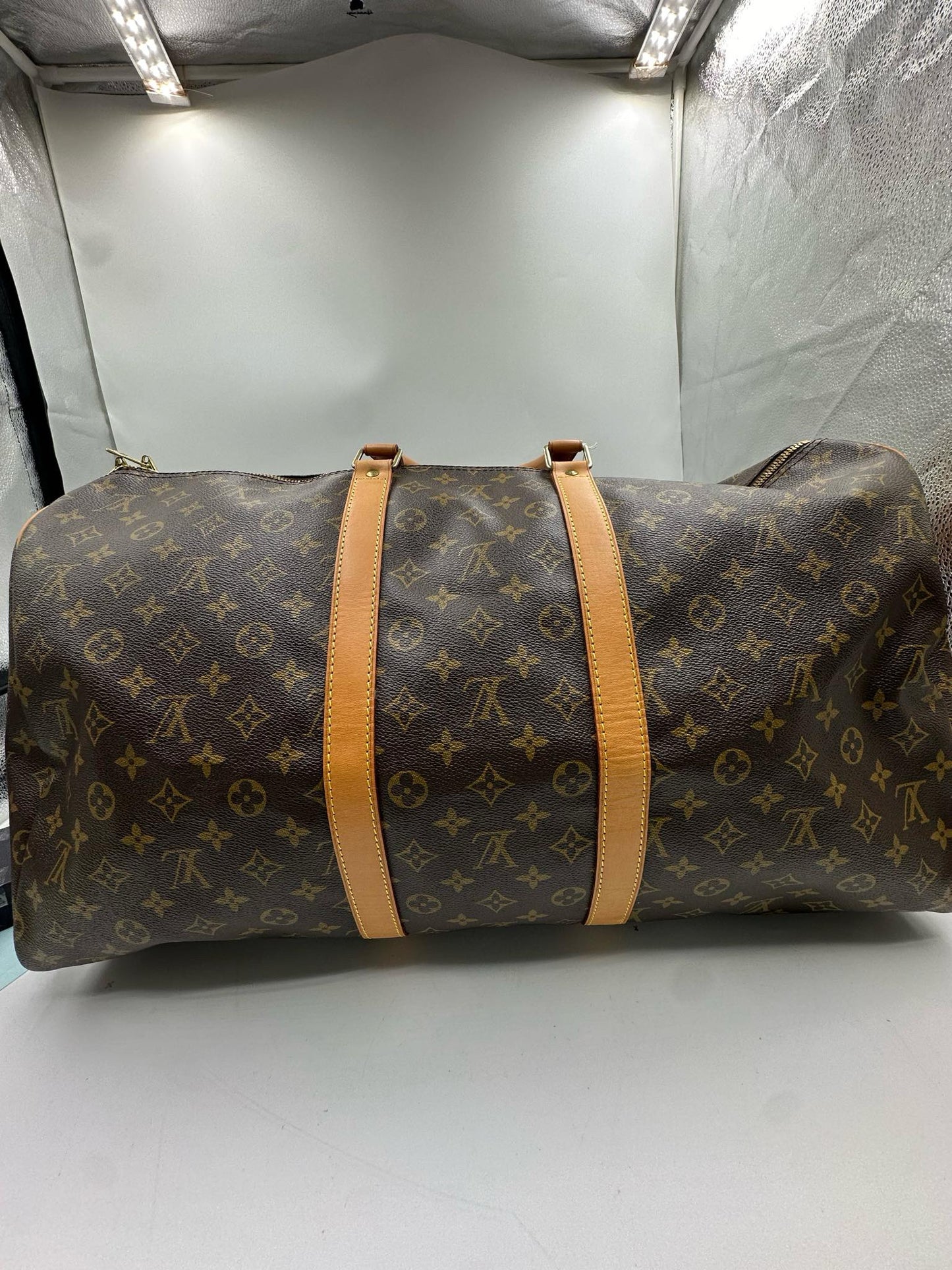 Louis vuitton, 2Gucci bags,