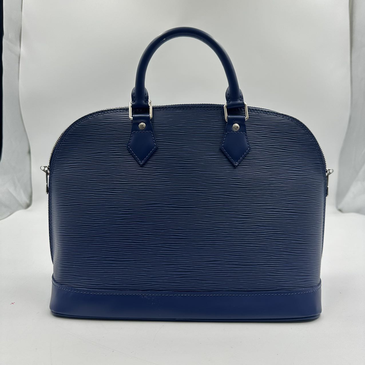 LOUIS VUITTON<br> Epi Arma Tasche Blau