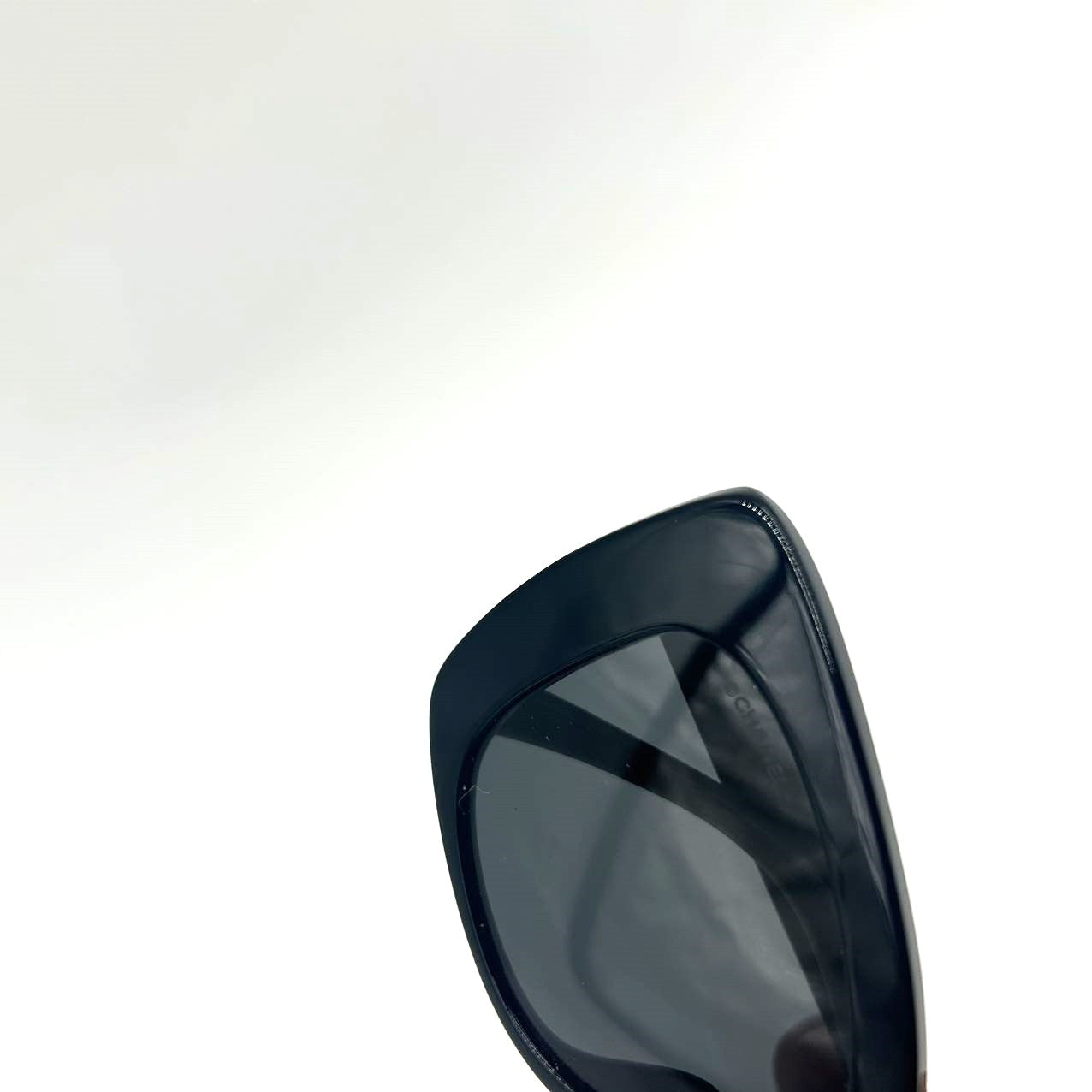 CHANEL<br>Bridge Logo Sunglasses