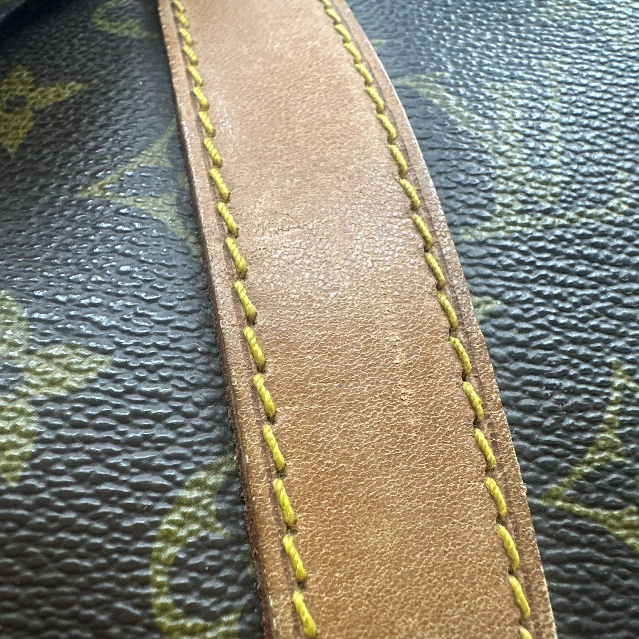 LOUIS VUITTON<br> Keepall mit Monogramm