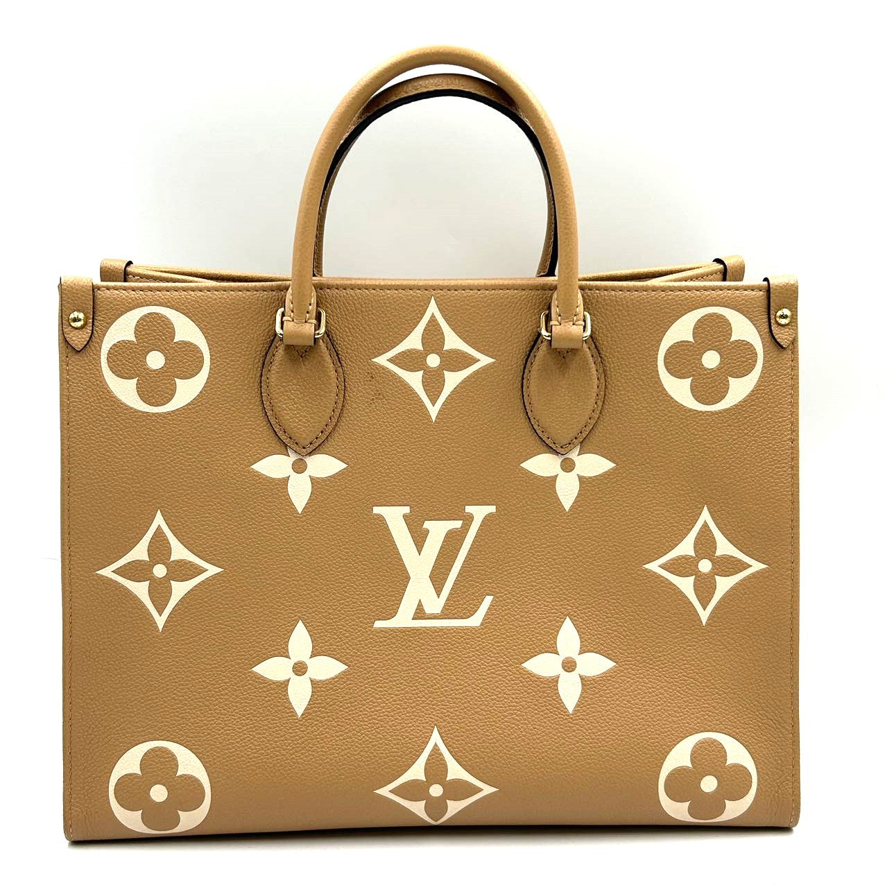 LOUIS VUITTON <br>OnTheGo MM Monogram