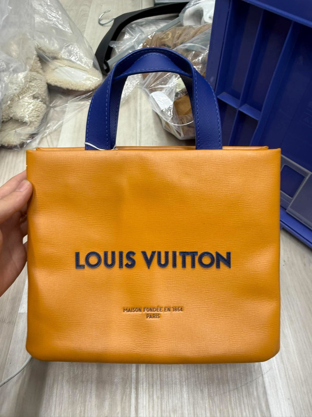your Lv bagz