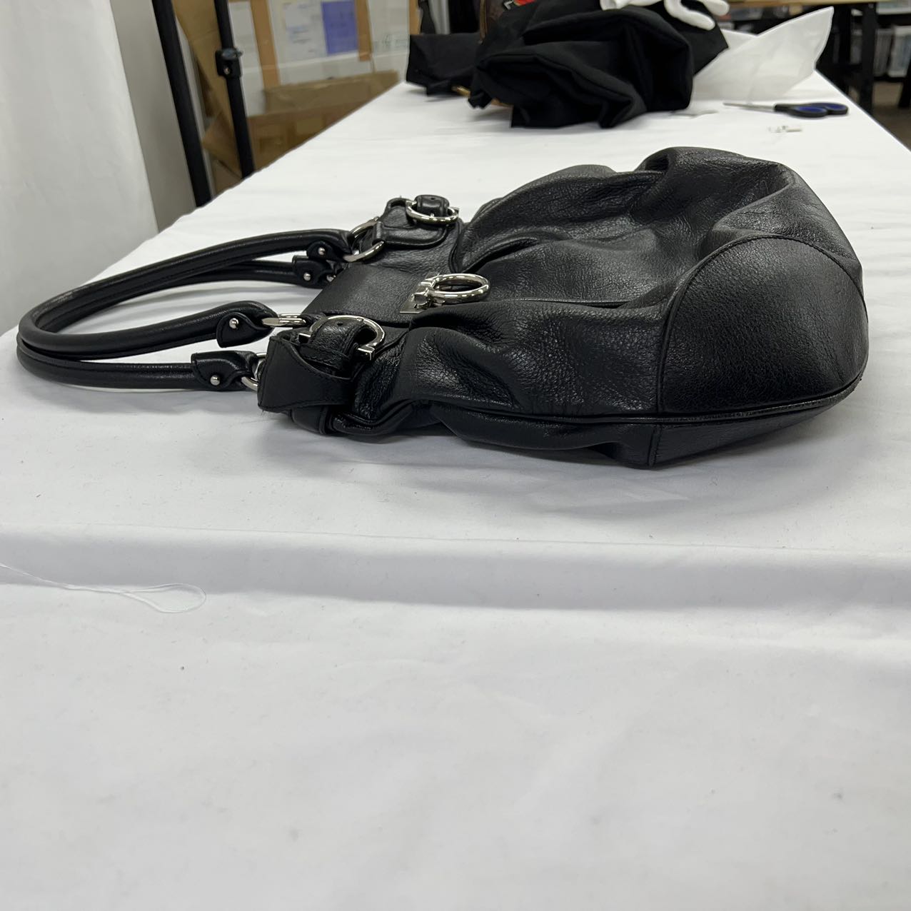 FERRAGAMO<br>Gancini Leather Hand Bag