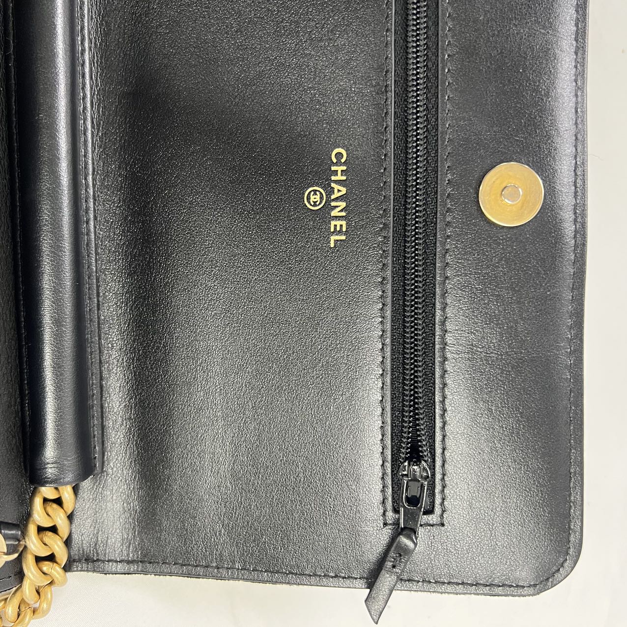 CHANEL<br>Boy Chanel Chain Wallet Velor