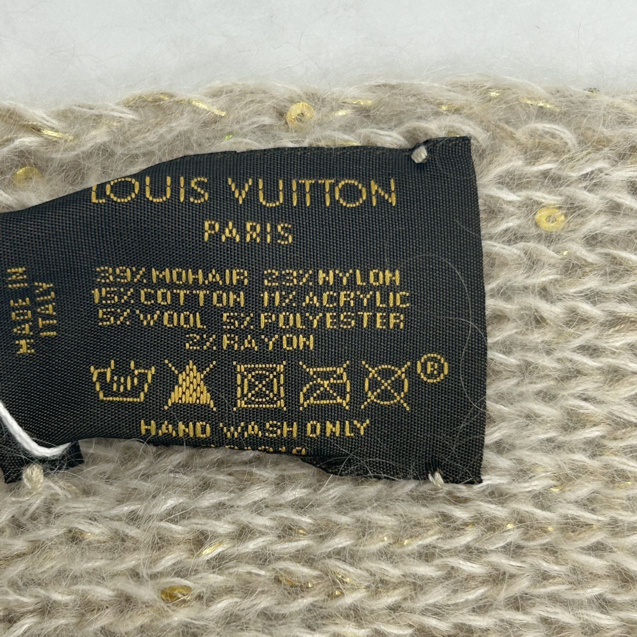 LOUIS VUITTON<br> Schalldämpfer aus Mohair-Nylon mit Monogramm