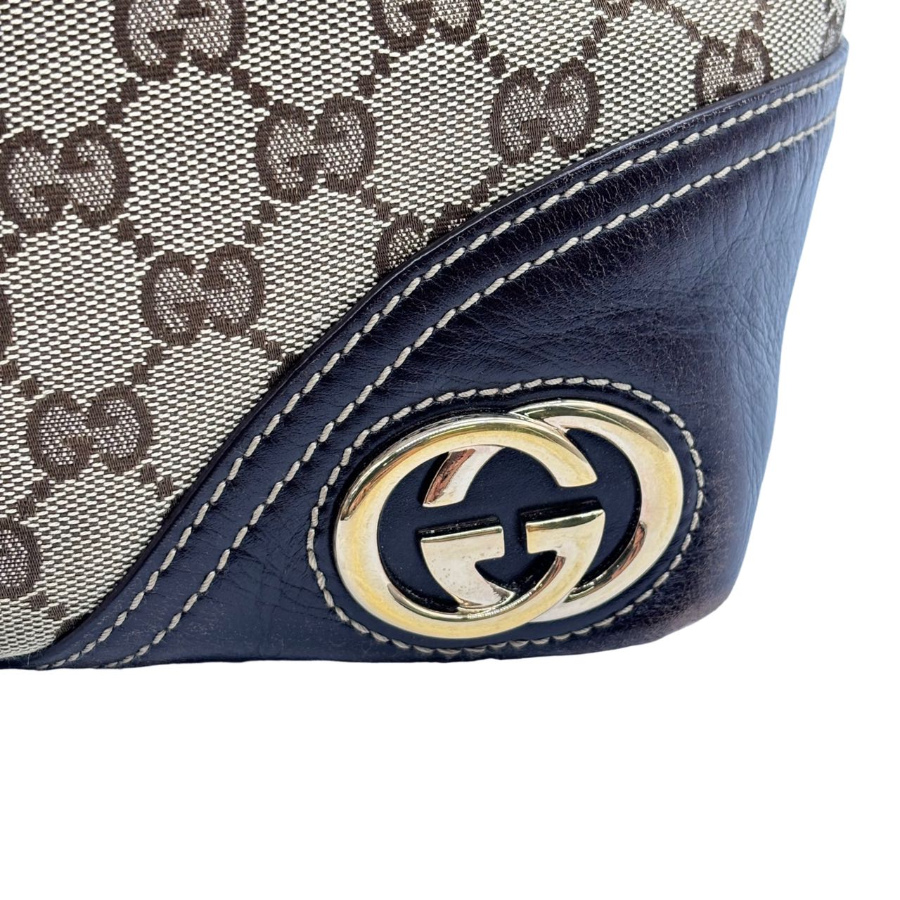 GUCCI<br> Neue Tragetasche „Britt“ aus GG-Canvas