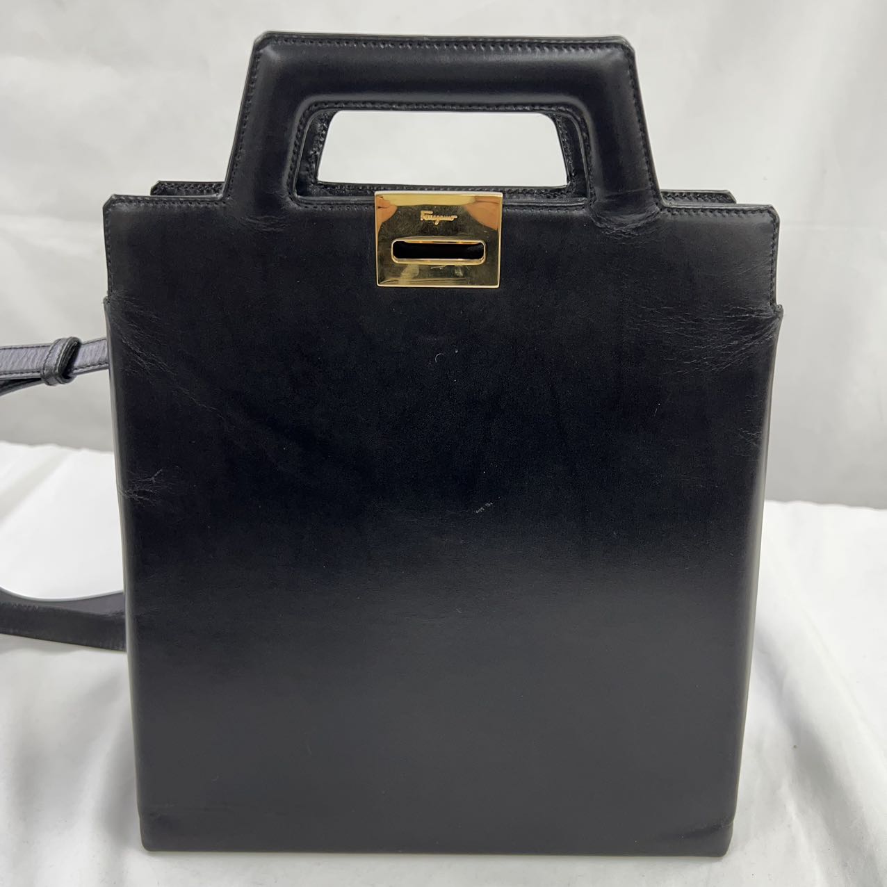 FERRAGAMO<br> Gancini 2WAY Handtasche Leder Schwarz