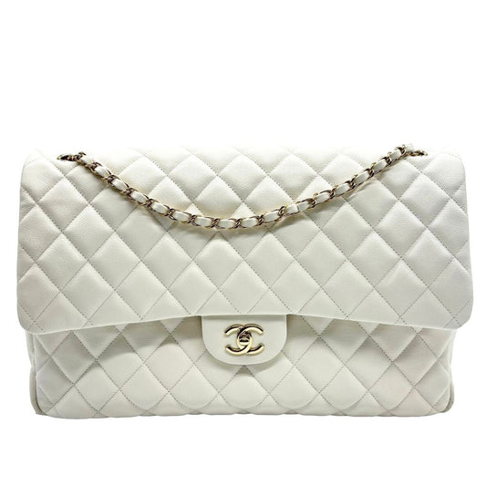 CHANEL <br> Caviar Skin Jumbo Single Flap Bag