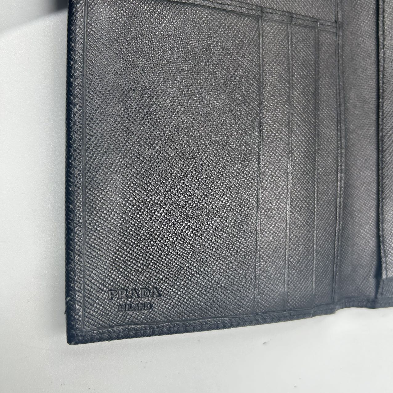 PRADA<br> Saffiano Wallet