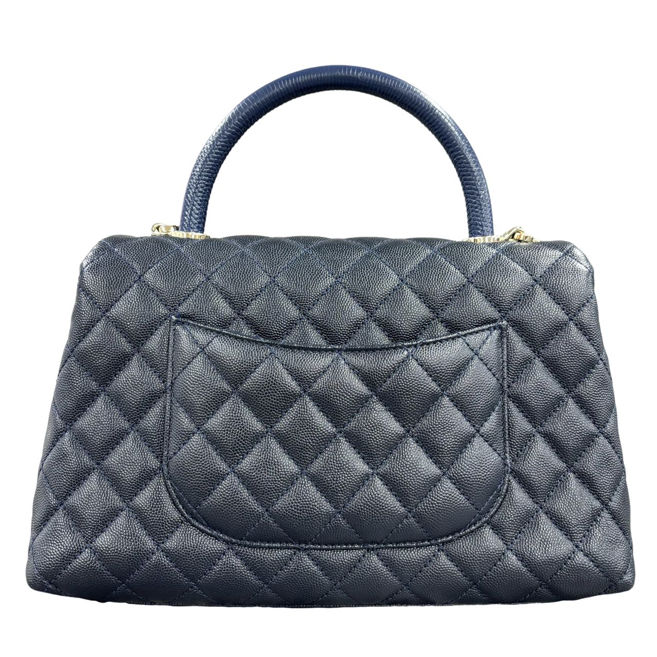 CHANEL<br> 2-Wege-Tasche mit Kokosgriffen aus Caviar Skin