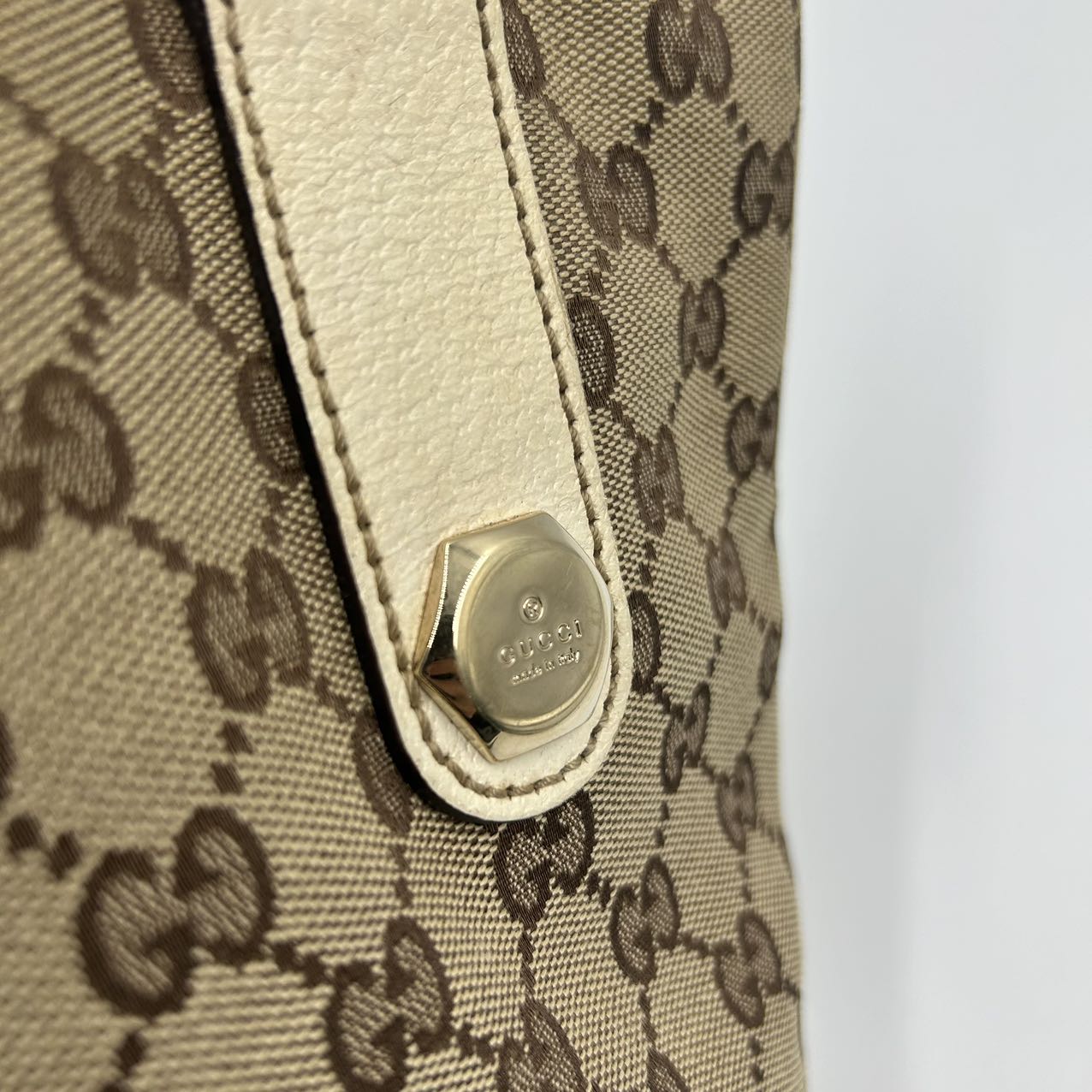 GUCCI<br> Tote Aus Canvas Mit GG