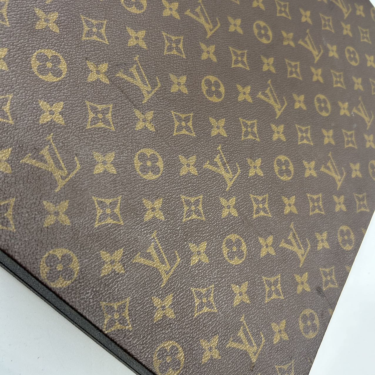 LOUIS VUITTON<br>Monogram Attache Case