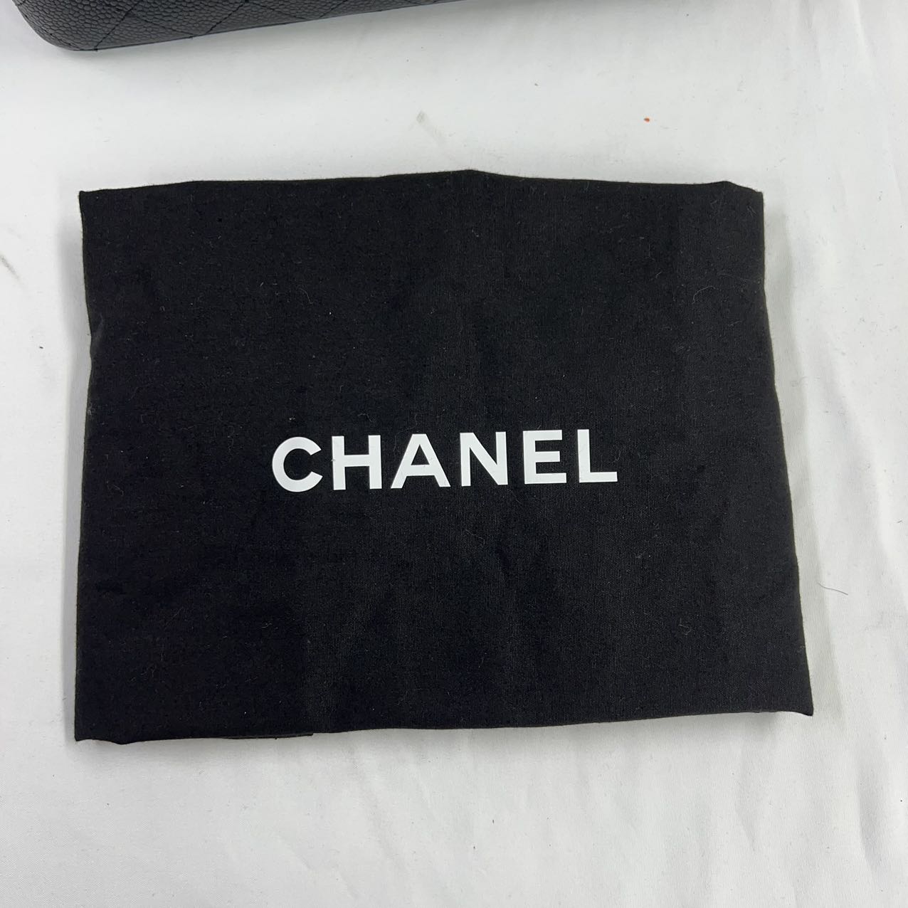 CHANEL<br> Matelassé Kaviar Schwarz