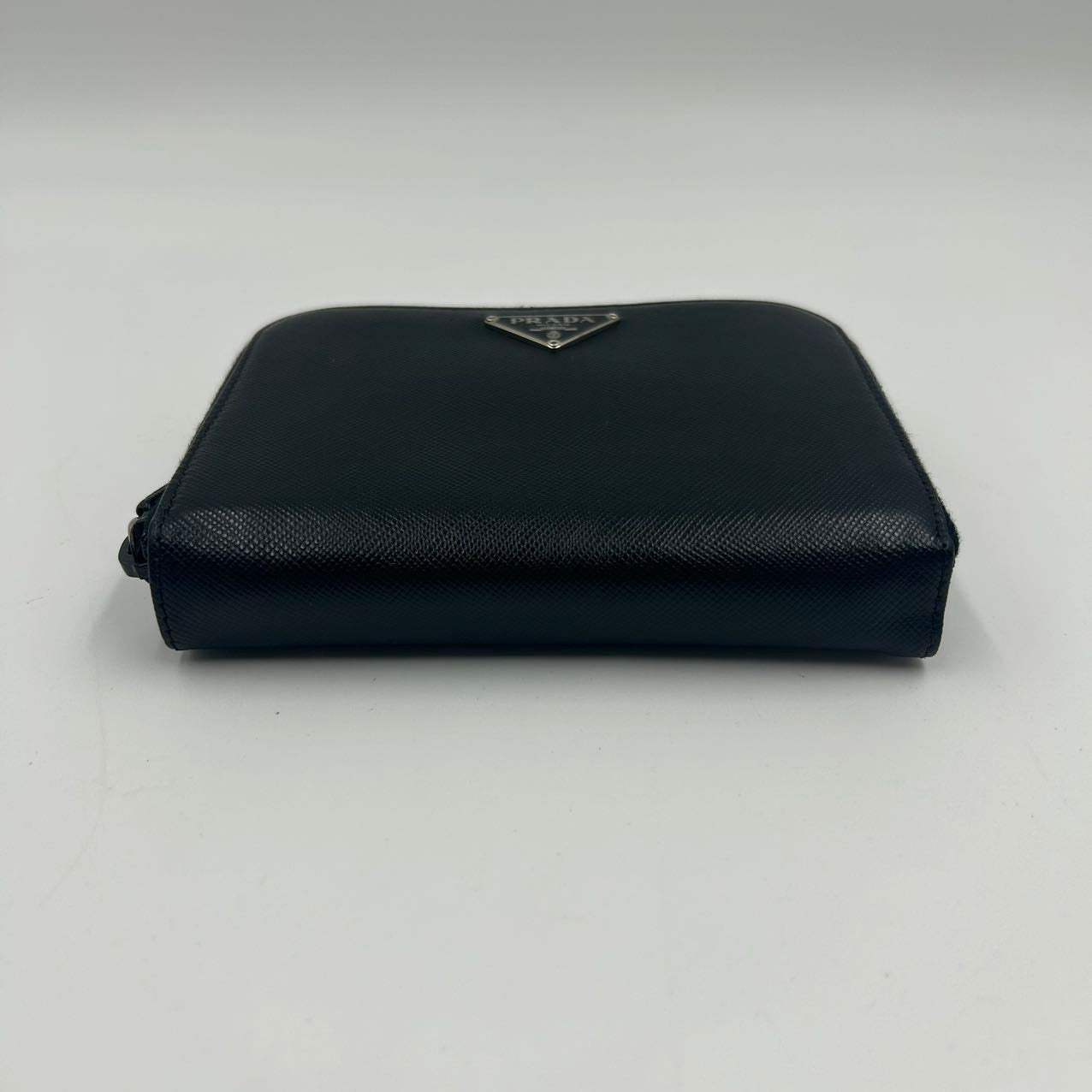 PRADA<br>Saffiano Wallet