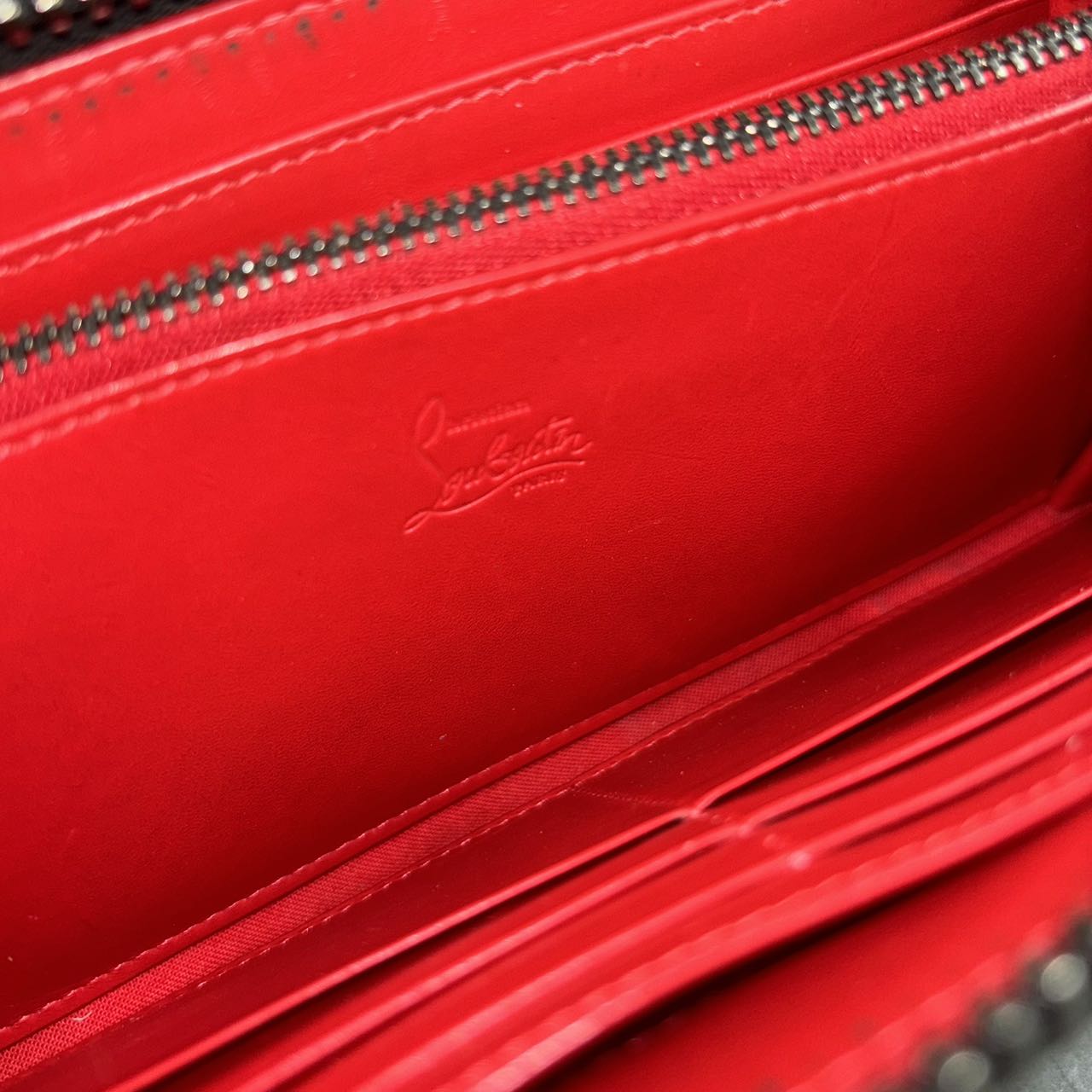 CHRISTIAN LOUBOUTIN <br> Panettone Zip Wallet