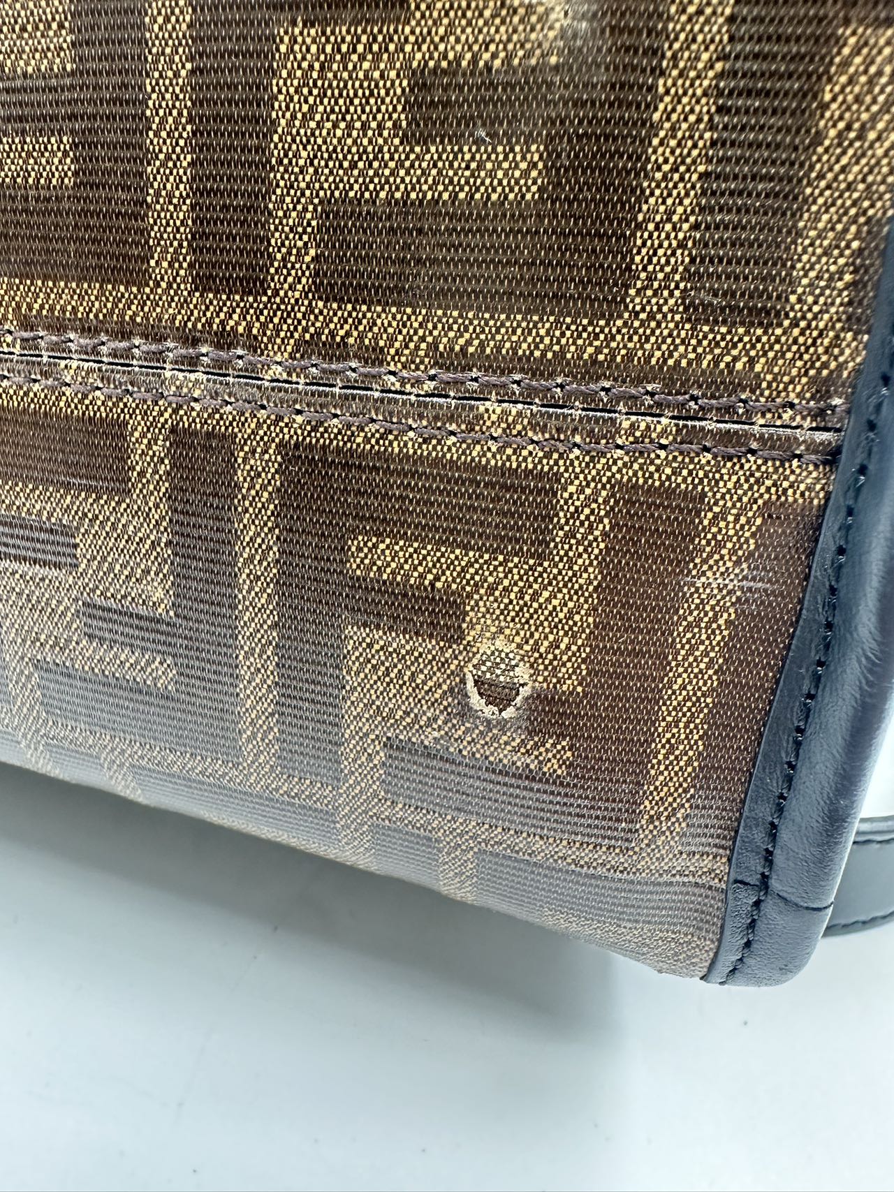 FENDI<br>Peekaboo Zucca