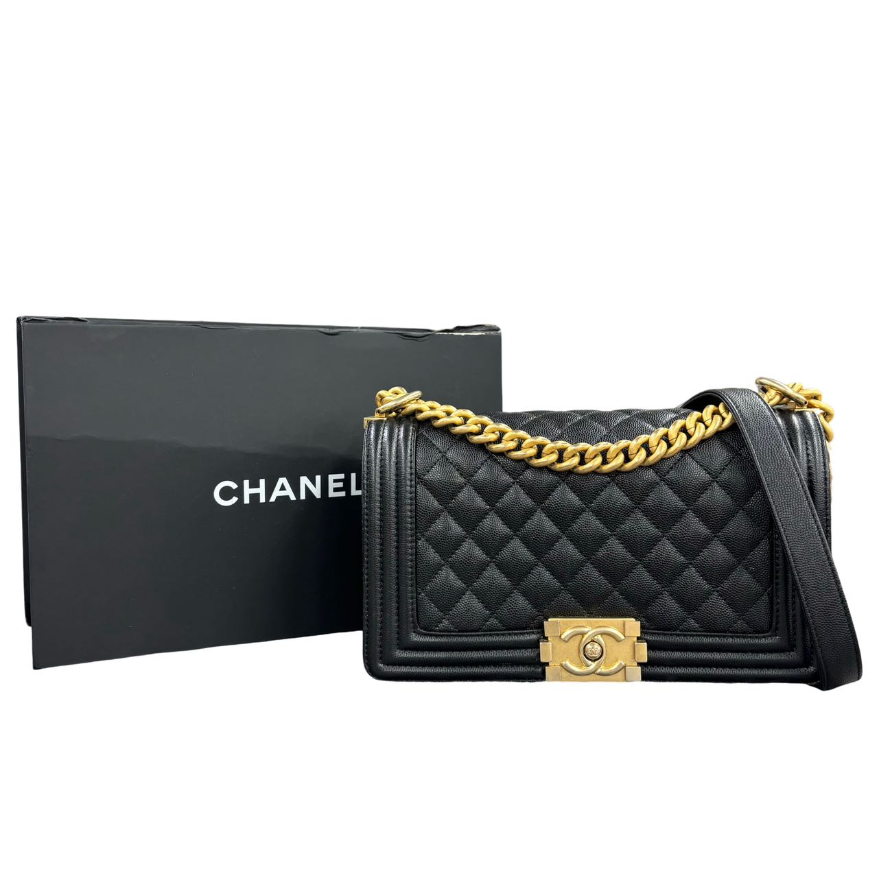 CHANEL <br> Caviar Skin Boy Chanel