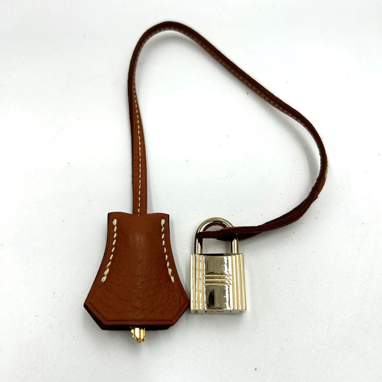 HERMES<br>Kelly 40 Taurillon