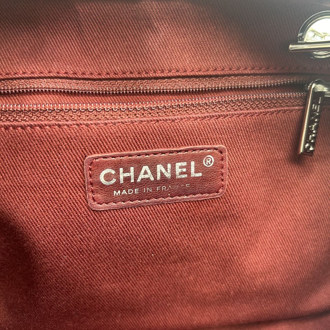 CHANEL<br> Cambon Ligne Umhängetasche mit Kette