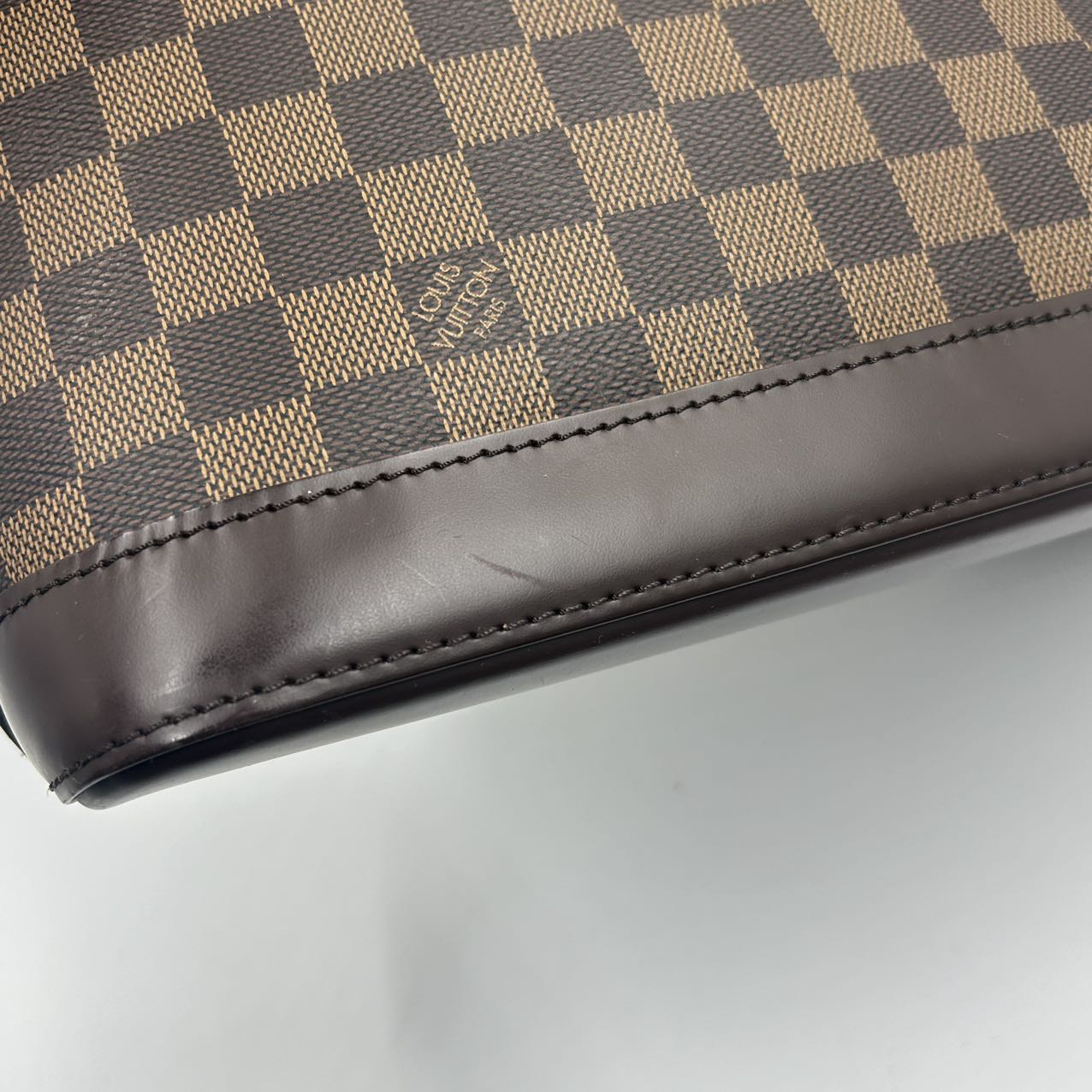 LOUIS VUITTON<br> Damier Arma