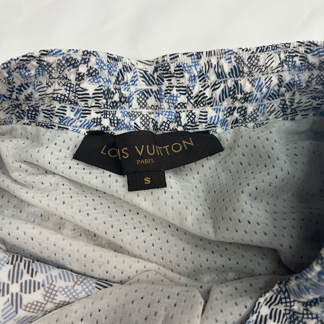 LOUIS VUITTON<br> Kurze Badehosen