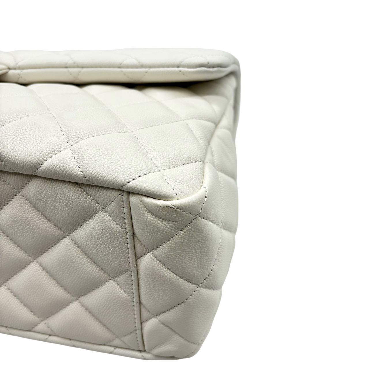 CHANEL<br> Jumbo-Tasche mit einzelner Klappe aus Caviar-Skin