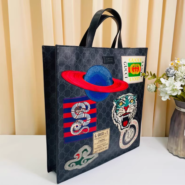 GUCCI<br>Shoulder bag